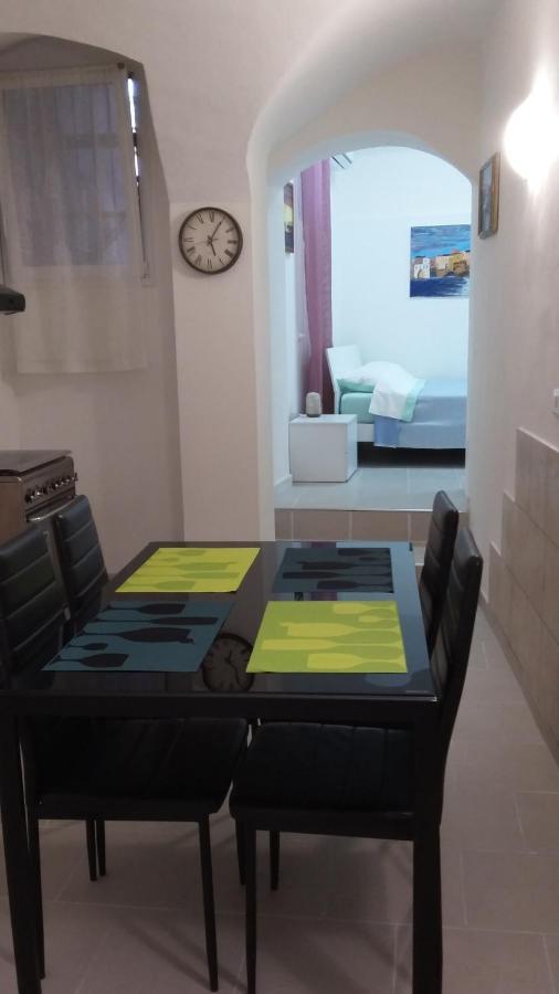 Ferienwohnung Max In Center Parking Privato Nel Prezzo Sanremo Exterior foto